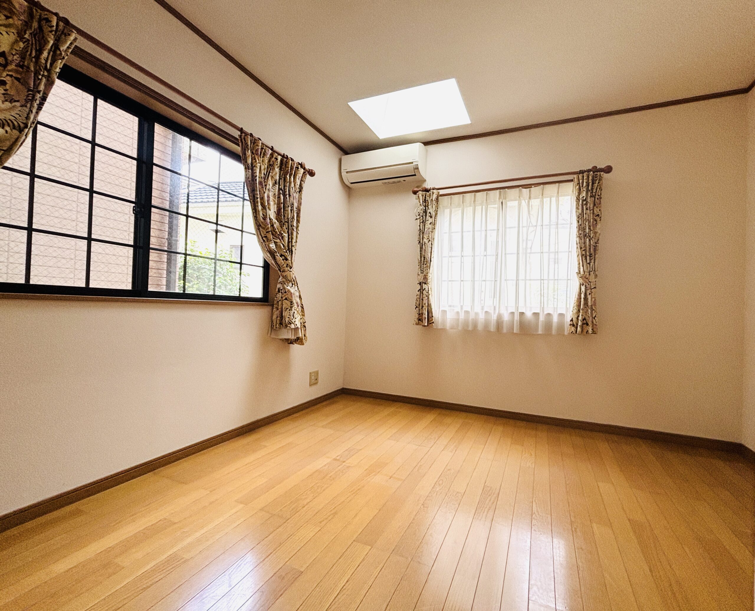藤沢 片瀬１丁目 戸建