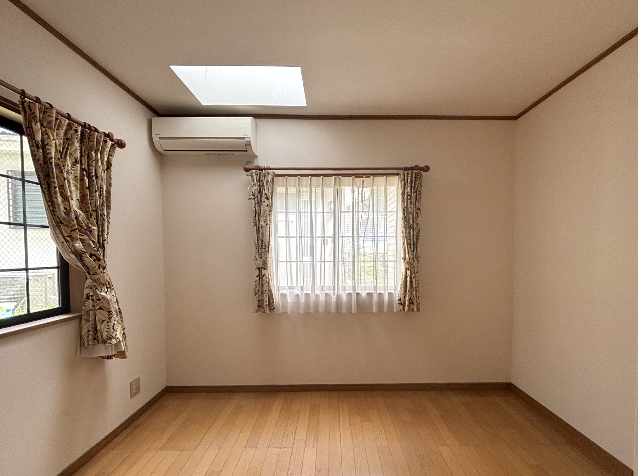 藤沢 片瀬１丁目 戸建