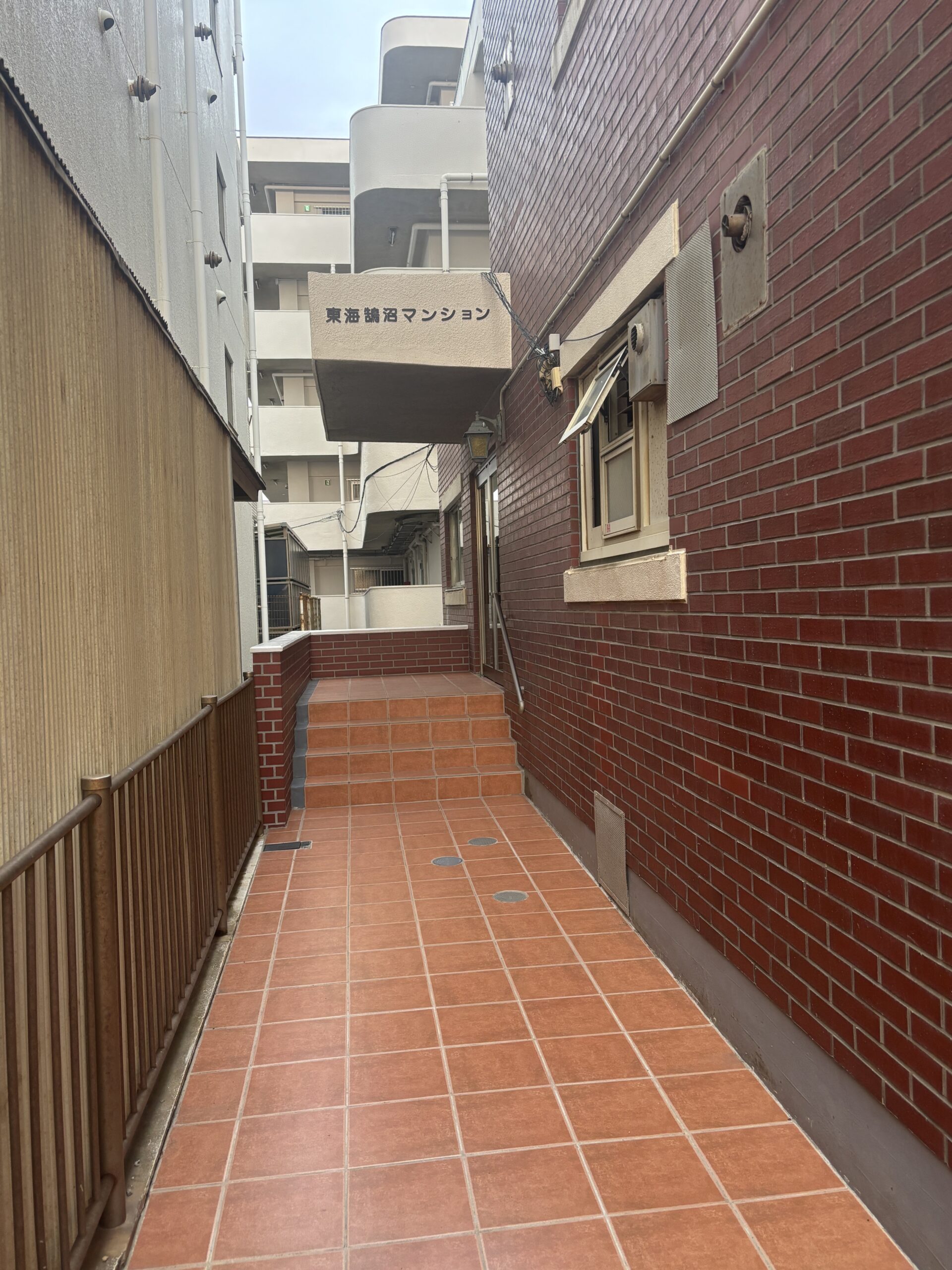 東海鵠沼マンション402号室