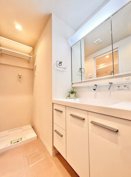 シーサイド片瀬江ノ島 702号室