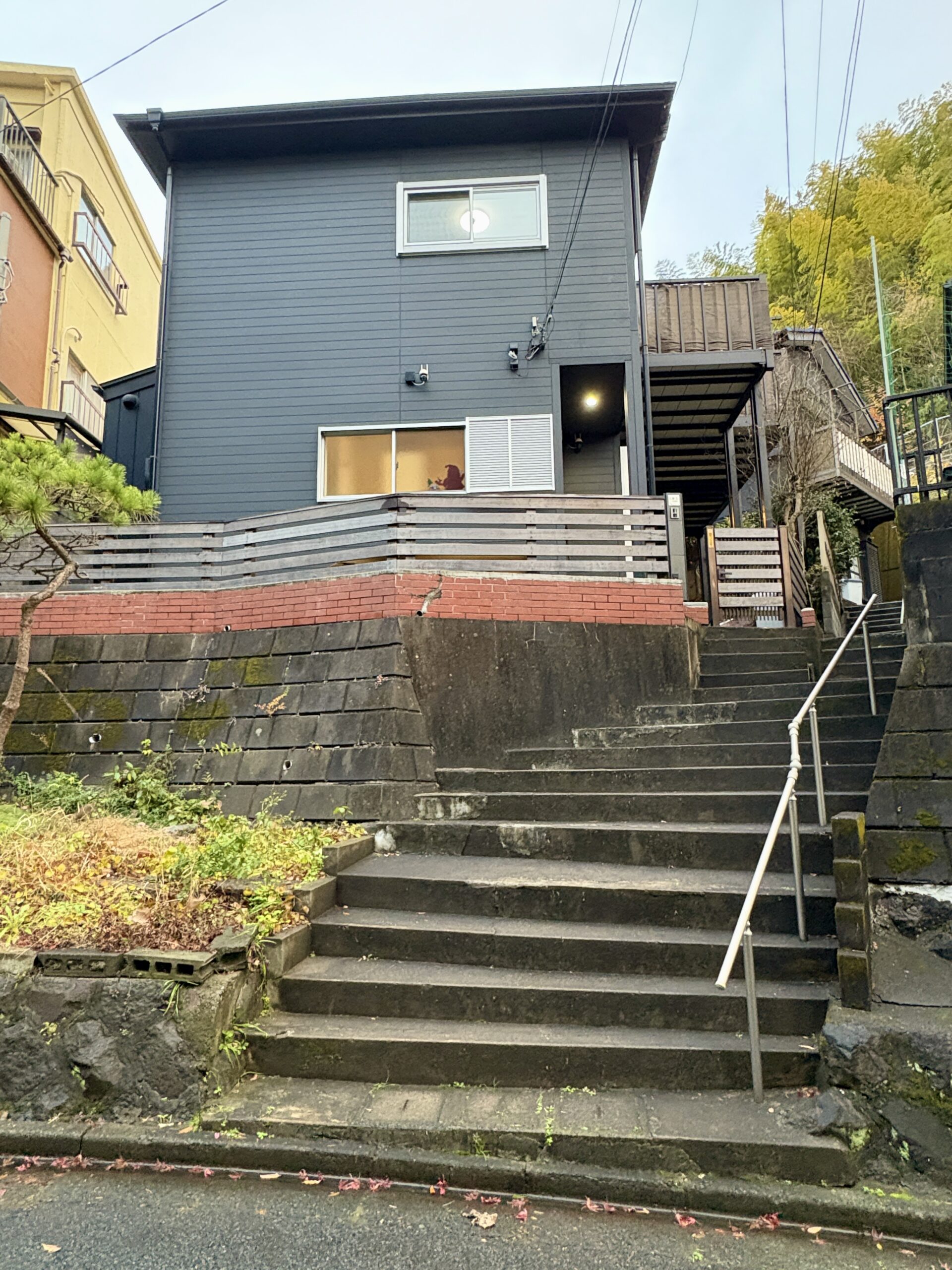 片瀬目白山の戸建