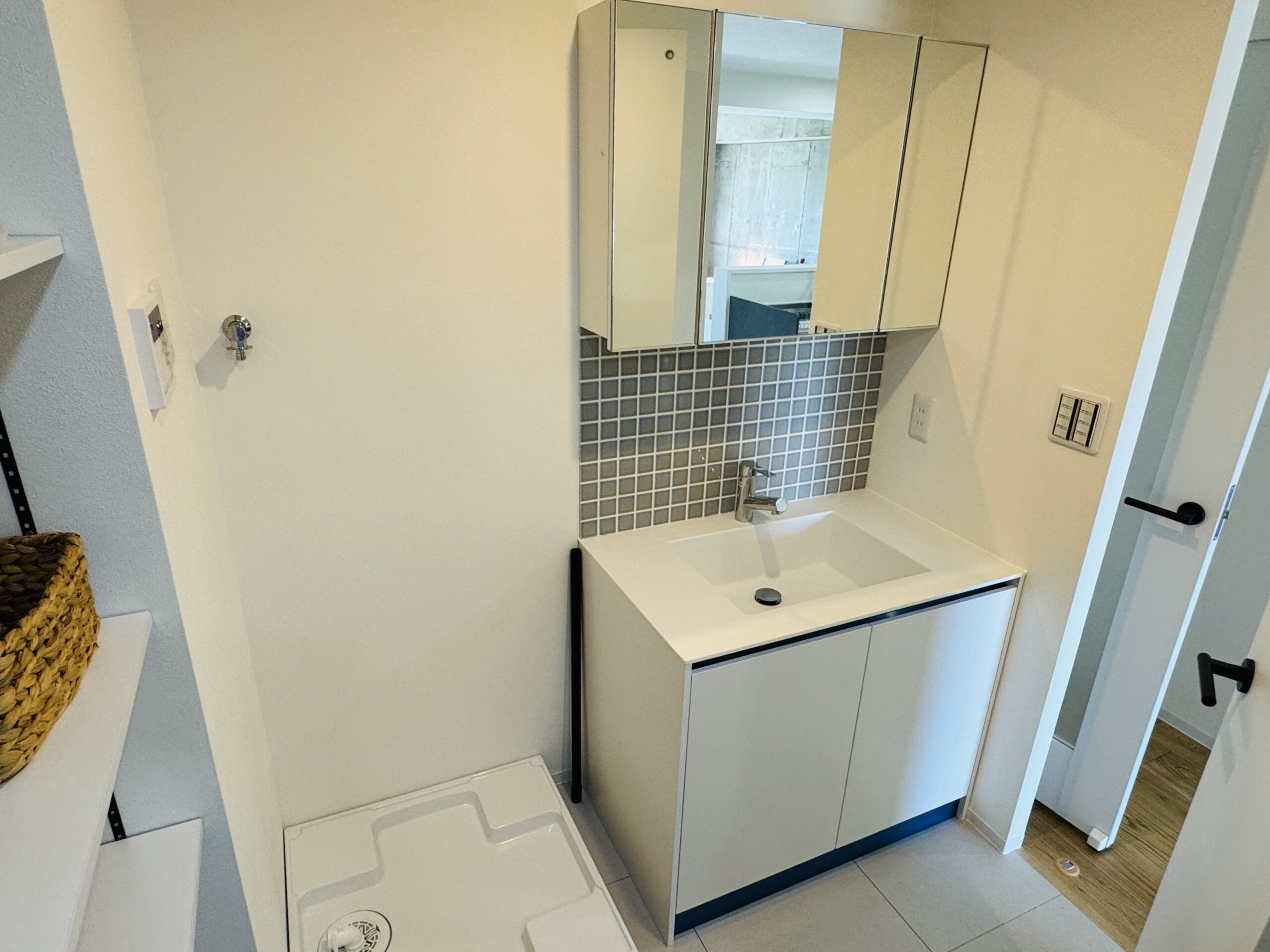 平塚スカイハイツ412号室