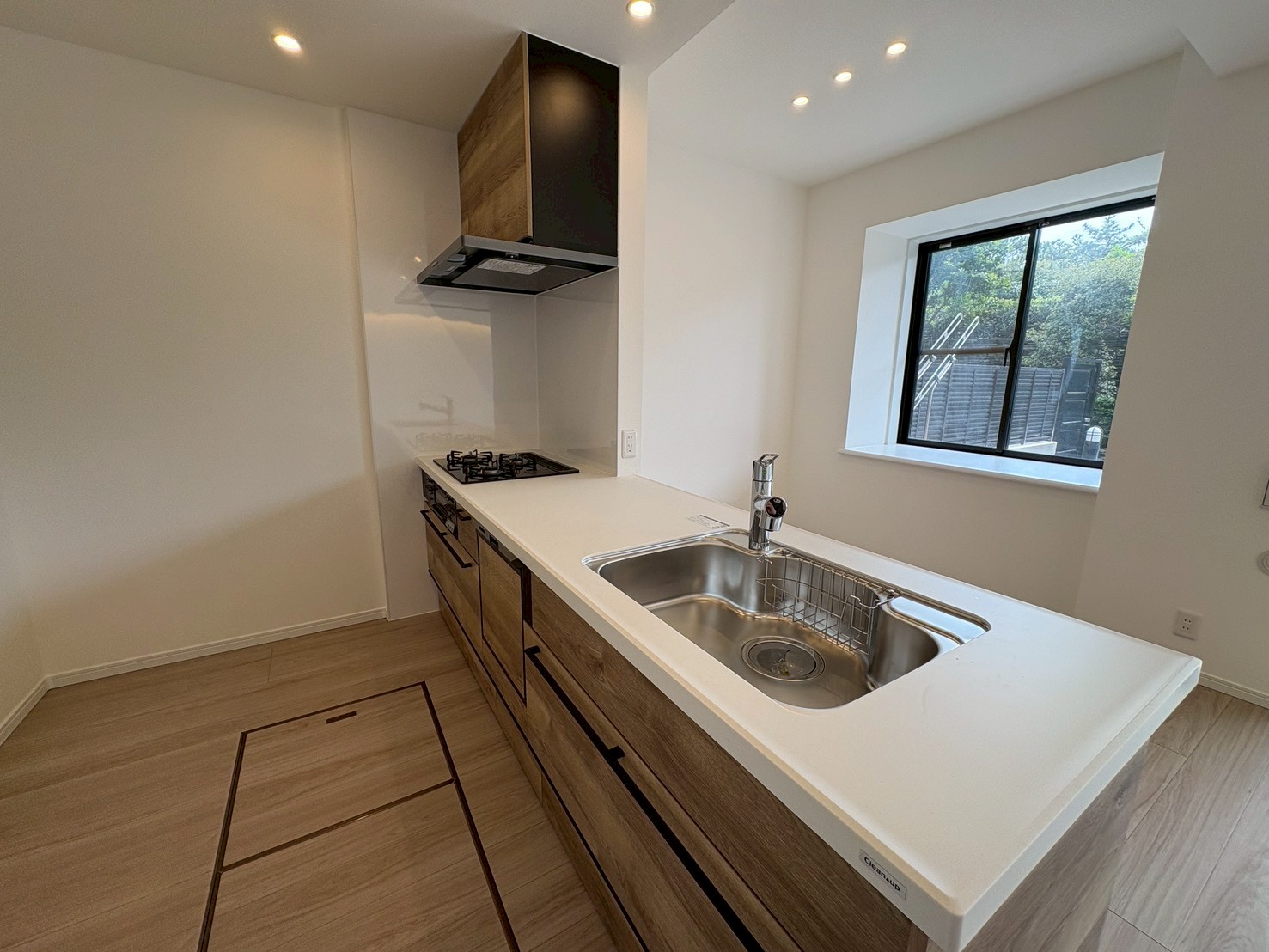 ライオンズステージ鵠沼海岸 105号室