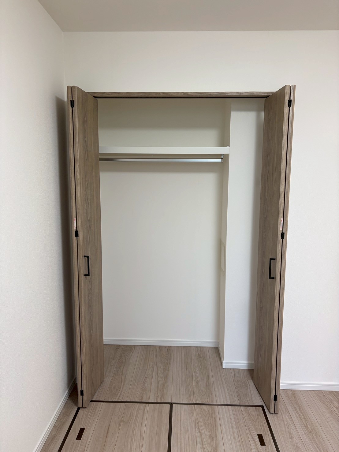 ライオンズステージ鵠沼海岸 105号室